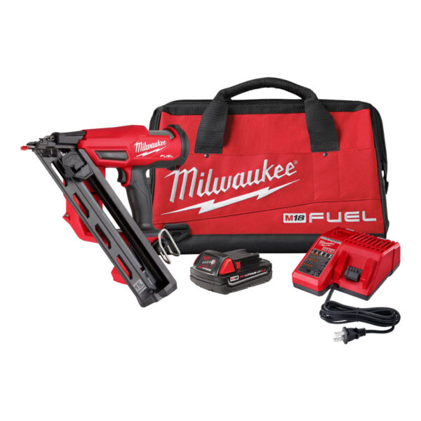 MILWAUKEE M18 FUEL 15 GAUGE 34 DEGREE FINISH NAILER KIT