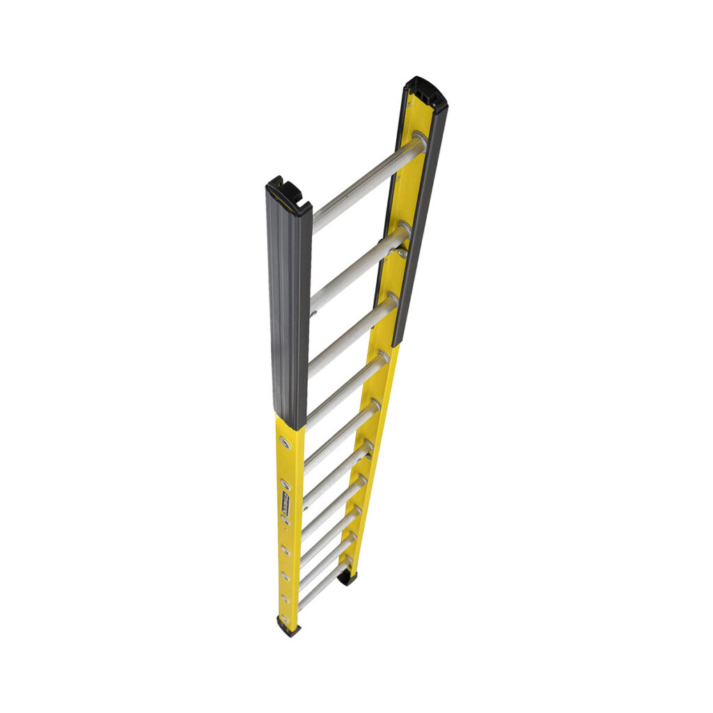 16' Manhole F/G Straight Ladder